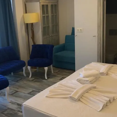 Village Farm Boutique Bed & Breakfast Çeşme